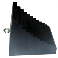 Rubber Wheel Chock - leave dis-continued - use V-17173